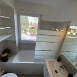 La Cabourgeaise-proche Thalasso Et Centre De *
